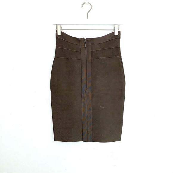Herve Leger Bandage Mini Skirt in Silver Gray size medium - Picture 2 of 8